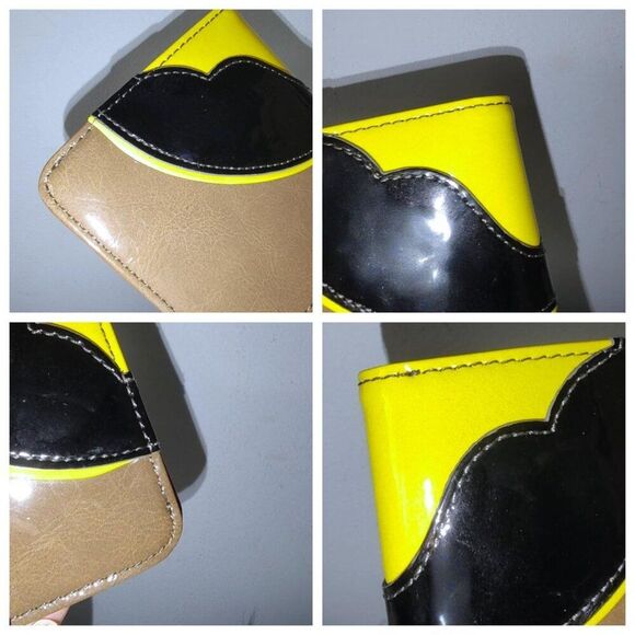 Anna Sui ladybug butterfly wallet EUC - Picture 11 of 12